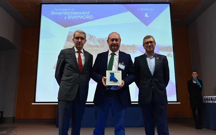 Otra pajarita azul para nuestra ciudad