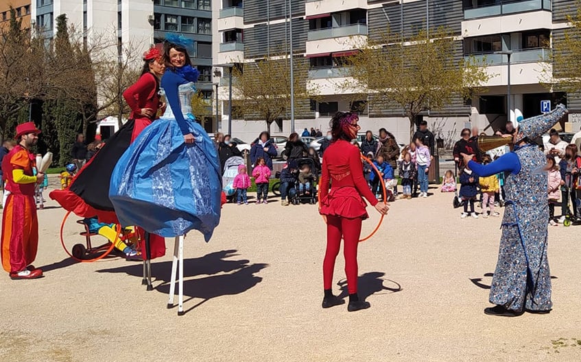 Pasacalles y yincanas para el contenedor marrón